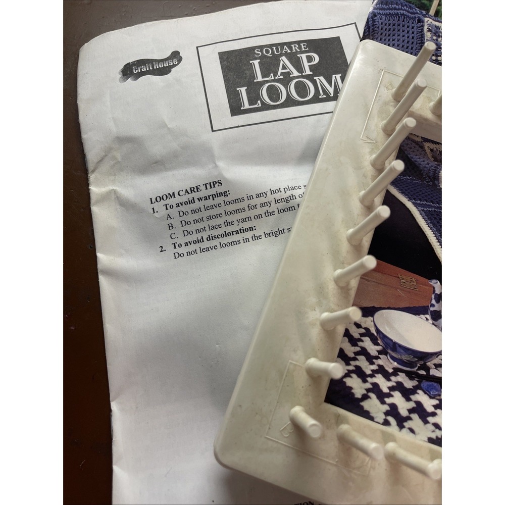 Craft House Square Lap Loom Vintage Item 10211 With Instructions Only - Picture 3 of 4